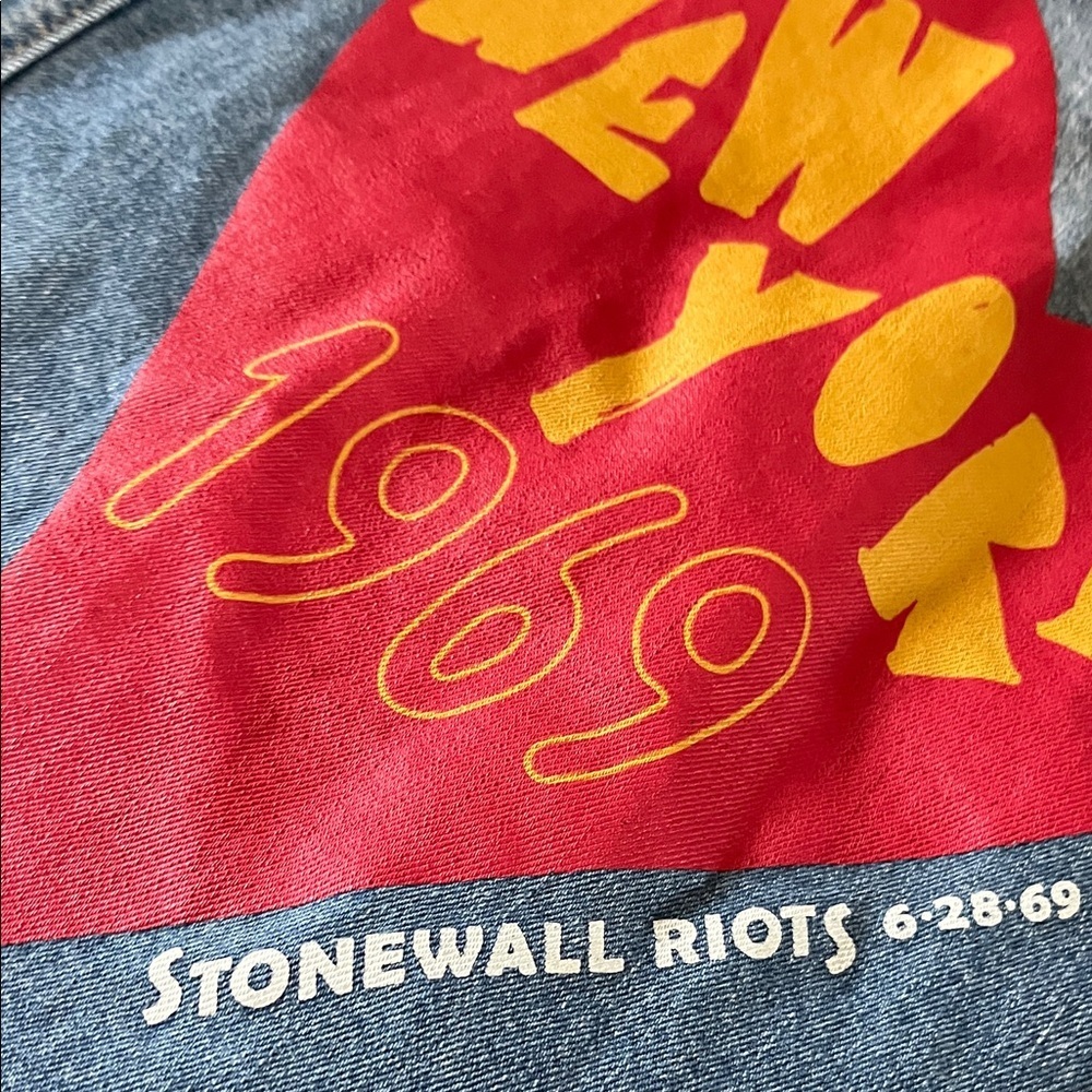 2019 Stonewall 50th Anniversary Denim Trucker Jacket XXL NWOT - Picture 3 of 5